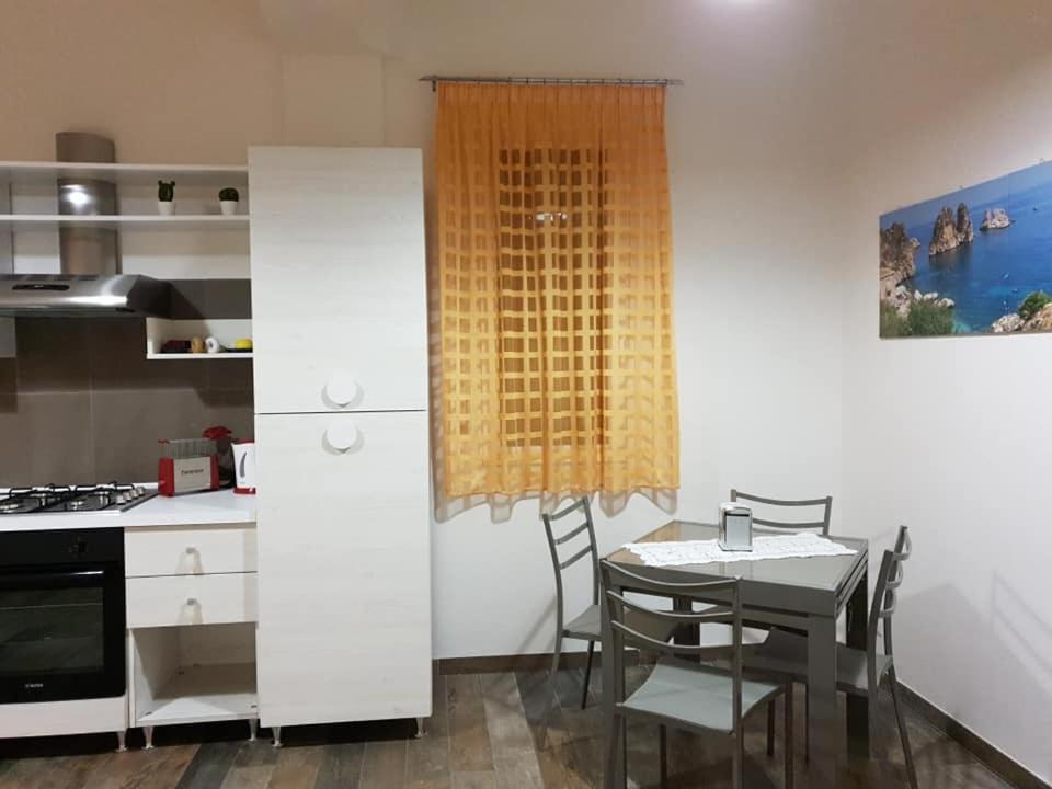 Case Vacanze Nonna Nick Castellammare del Golfo Exterior foto